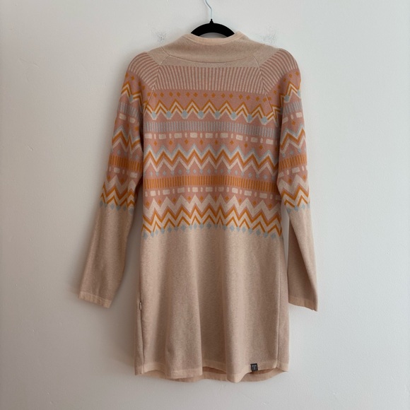 Title Nine  Barra Tunic Sweater Merino Wool Blend Pink Fair Isle Nordic Travel - Picture 2 of 13
